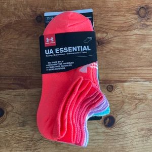 NWT Under Armour Training Youth Socks 13.5K-4Y